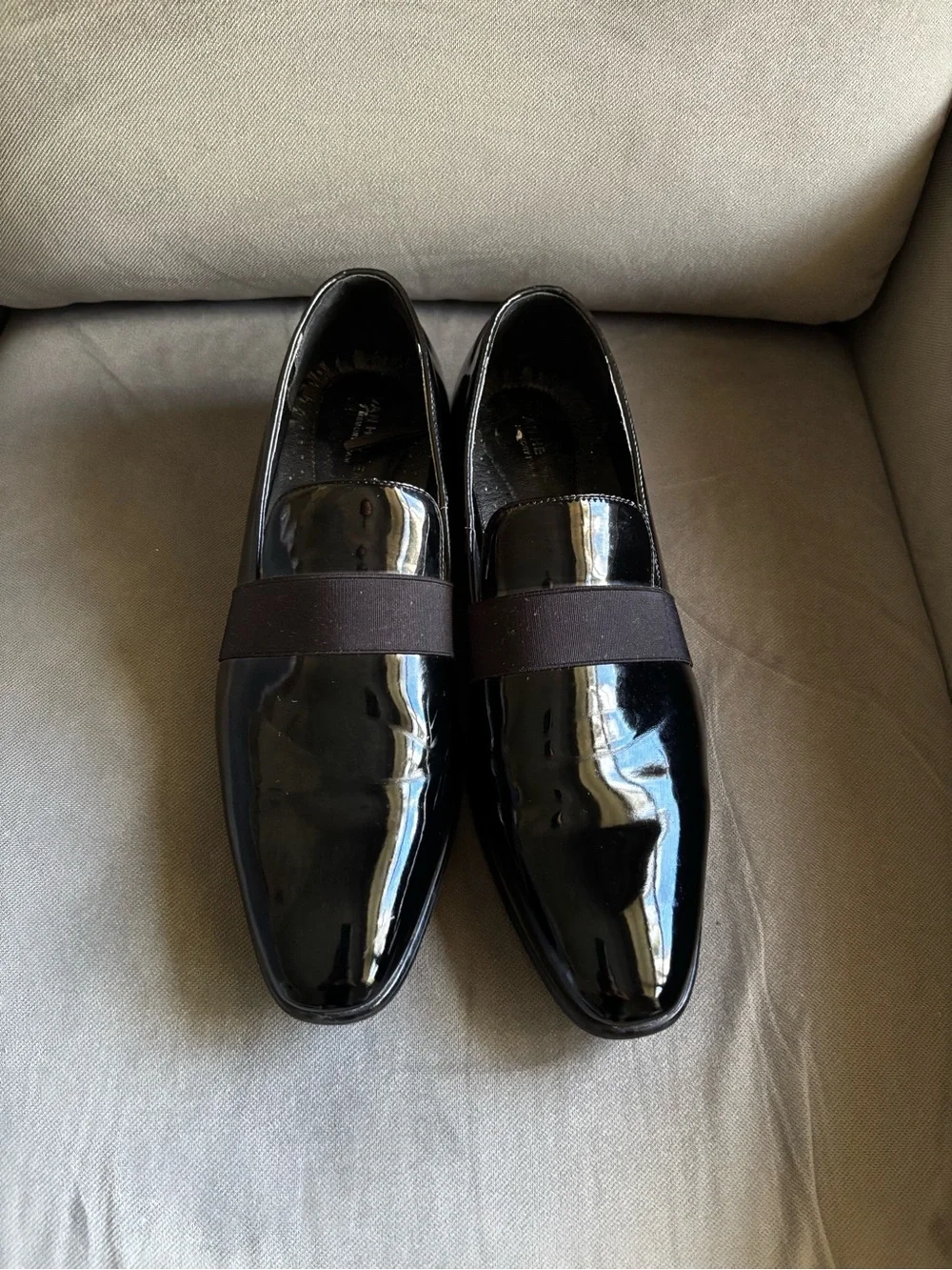 Van Heusen Black Patent Leather Slip-On Loafers with Elastic Strap